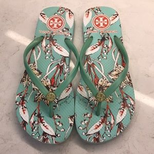 Tory Burch Mint Green Thin Flip Flops Sandals 6.5